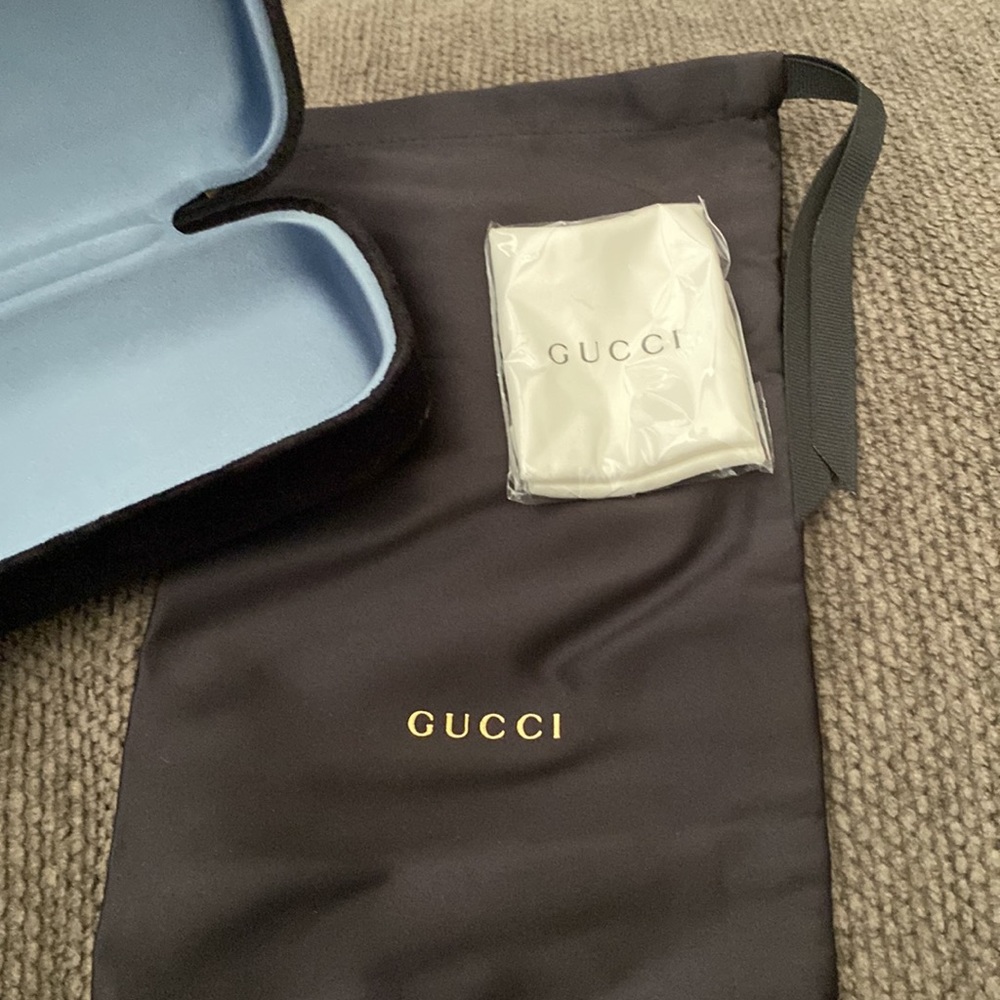 Gucci - Picture 3 of 6